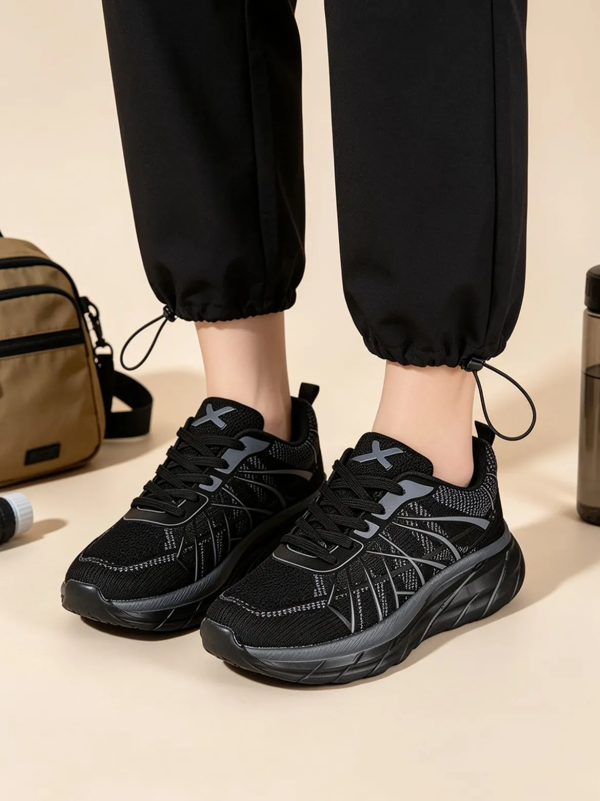 Axa Shoes Sneakers sportive da donna stringate - nero