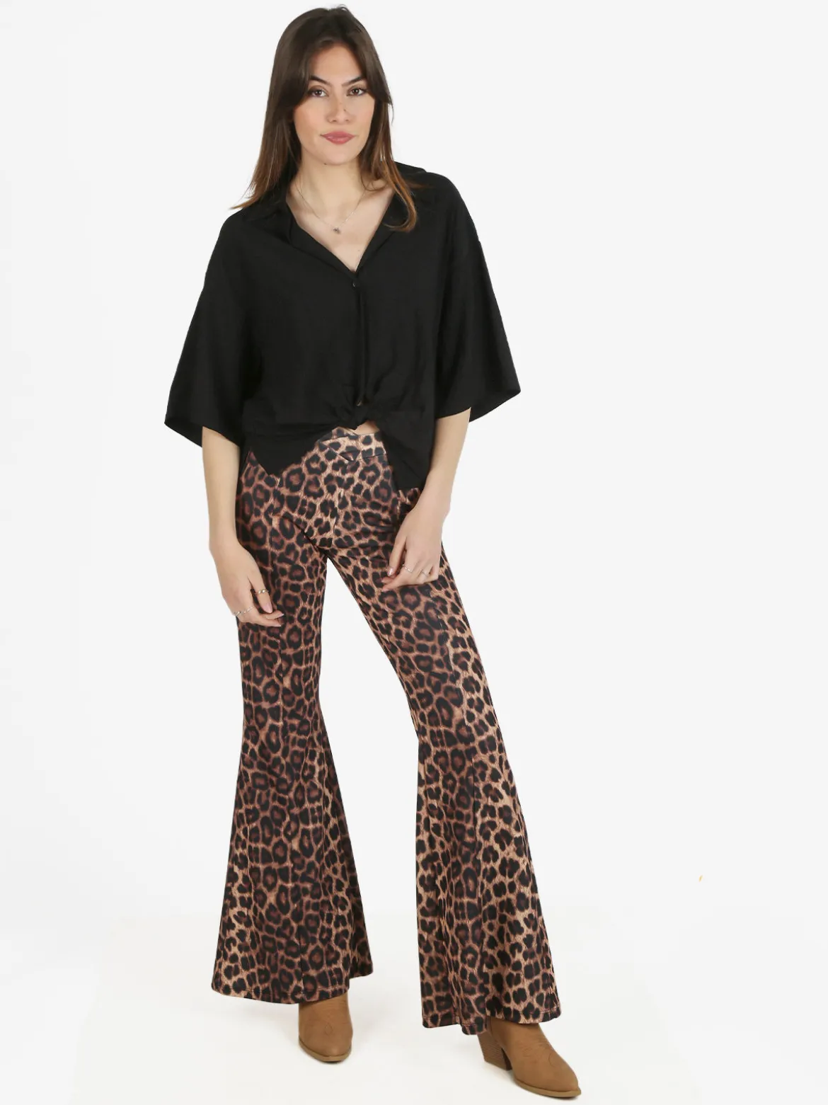 Floria Camicia donna oversize con nodo a maniche corte