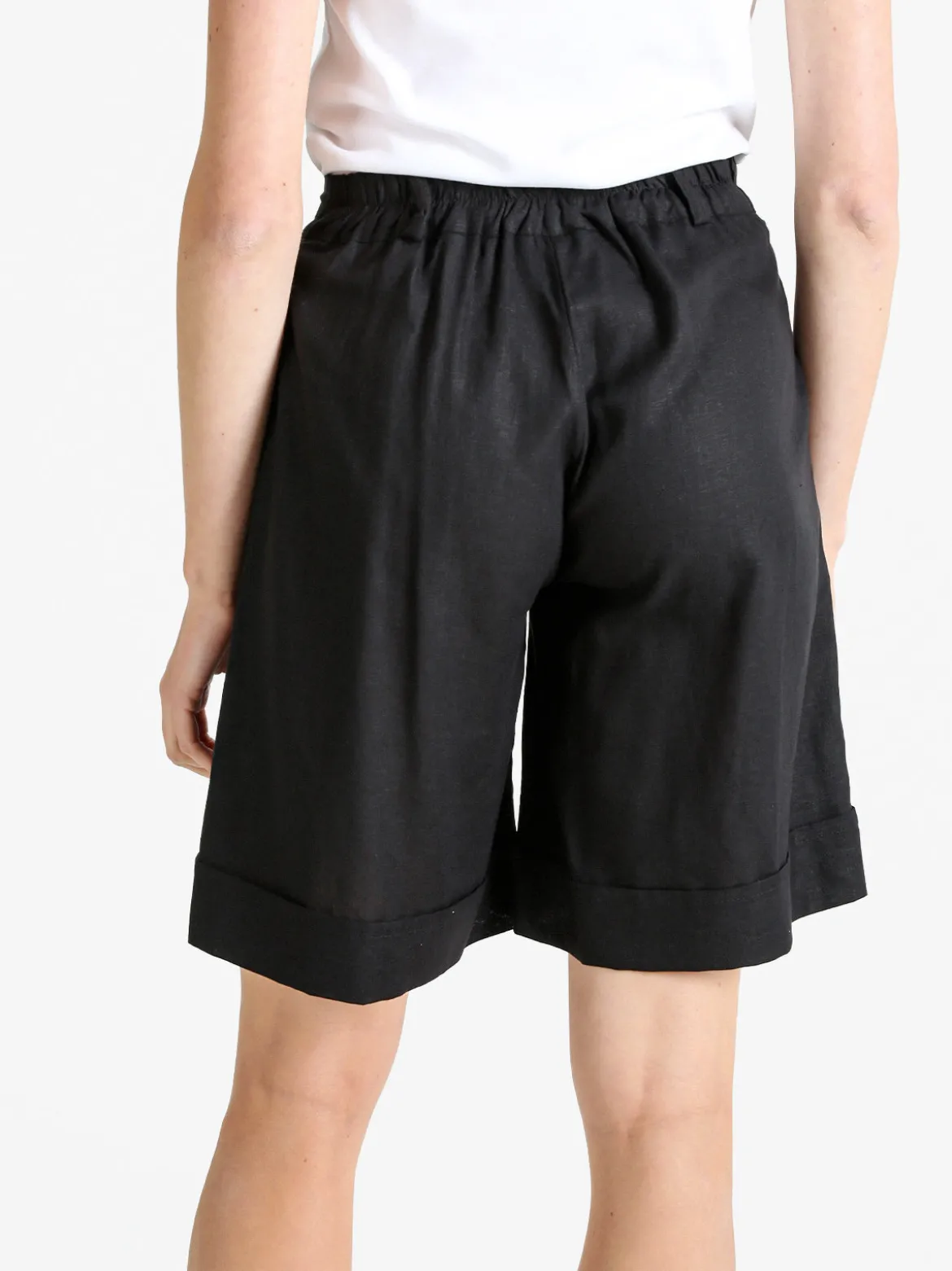 Frenetika Bermuda donna in misto lino con risvolto