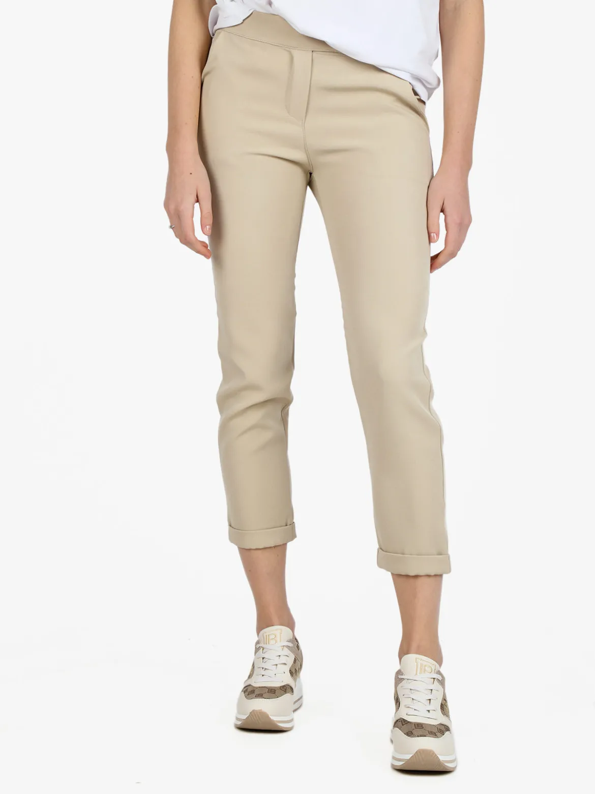 Frenetika Pantaloni classici da donna a gamba dritta con risvolto finale