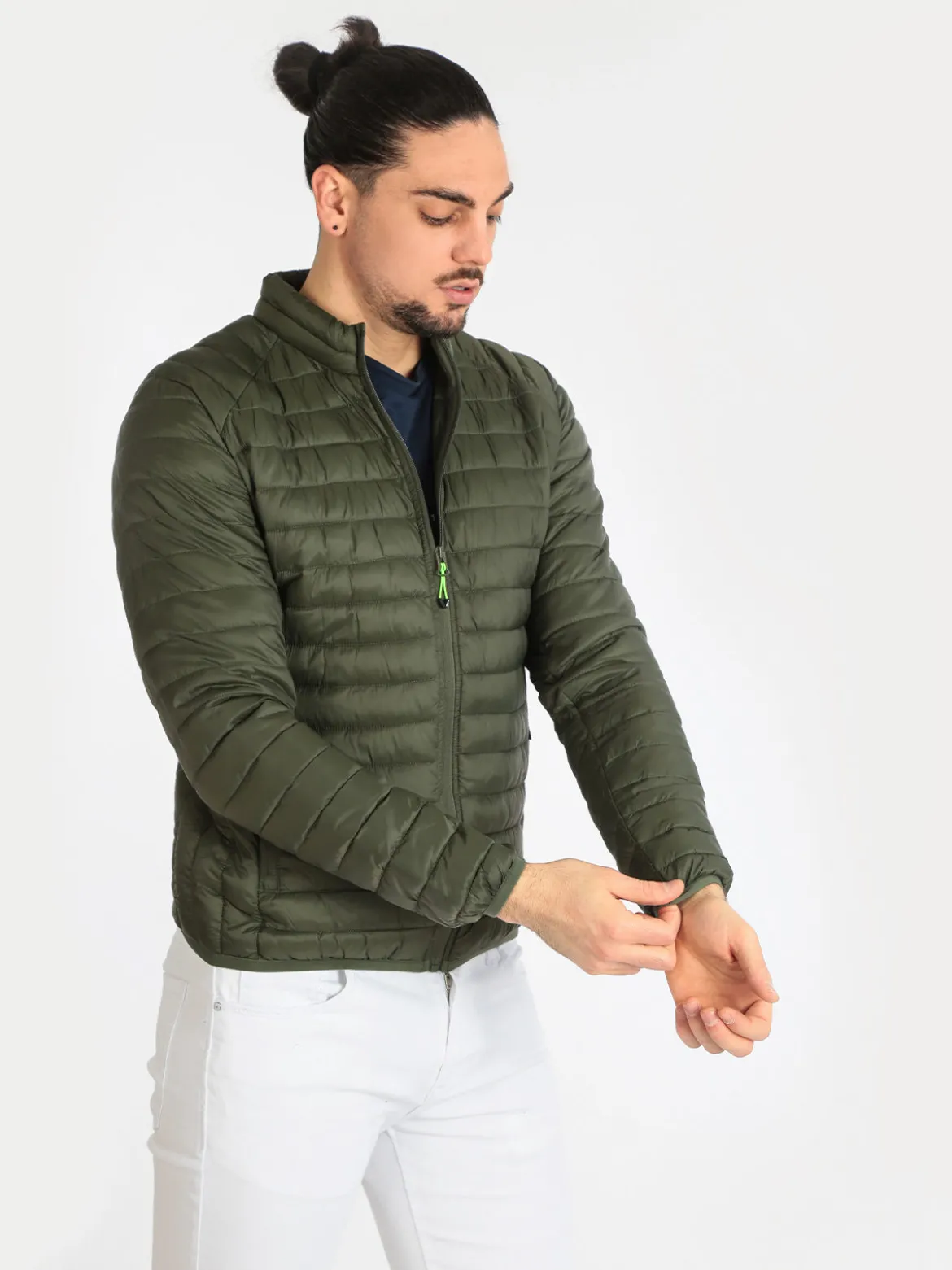 Guy Giubbino leggero uomo