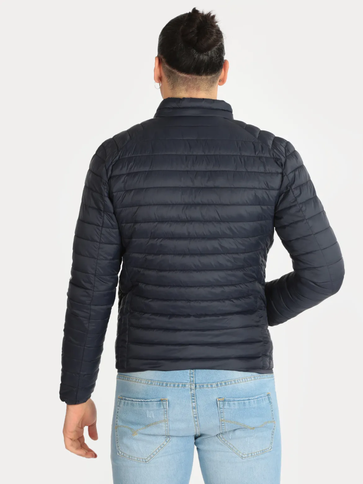 Guy Giubbino leggero uomo