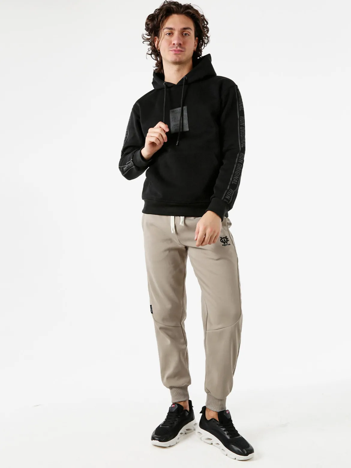 Jeans Yesed Pantaloni sportivi da uomo con coulisse e polsini - fango