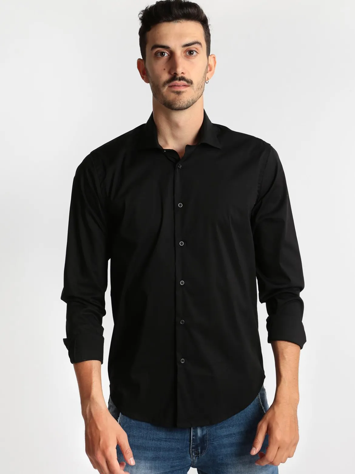 J.E. Mc Collum Camicia nera a maniche lunghe classic fit