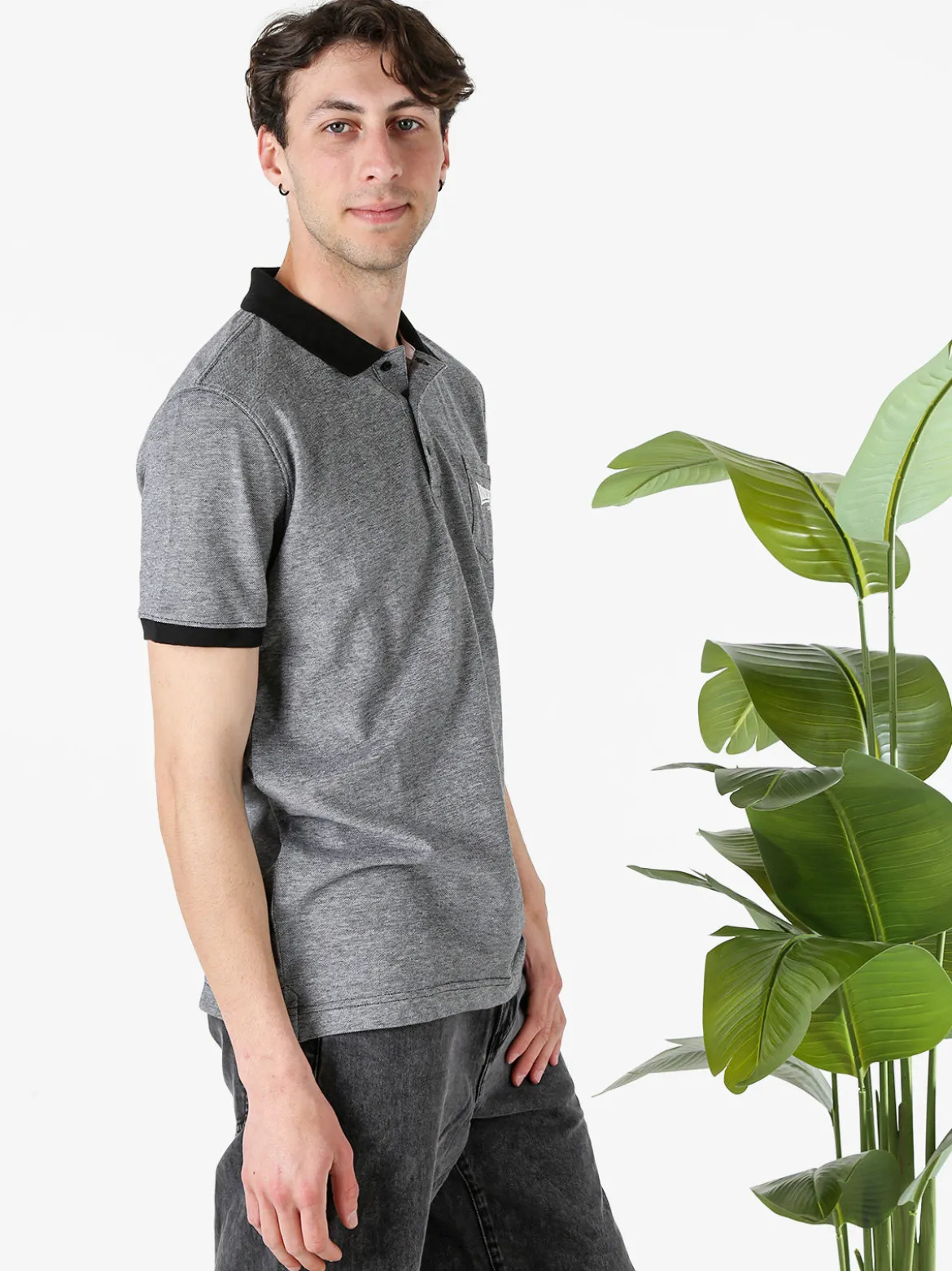 Lonsdale Polo da uomo in cotone a maniche corte con taschino - nero