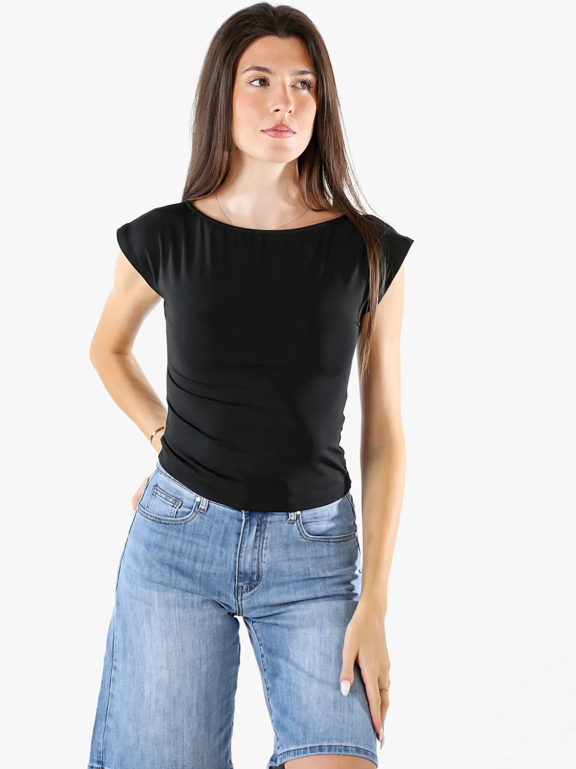 Lovery Top donna con scollo a barca e maniche corte - nero