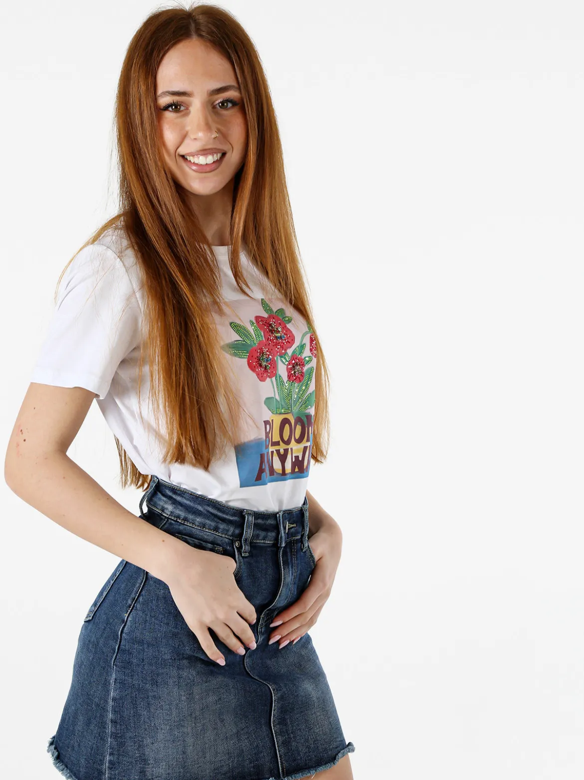 Monte Cervino T-shirt da donna in cotone con stampa fiori e strass - rosso