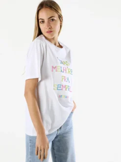 Monte Cervino T-shirt donna oversize con ricami colorati - bianco