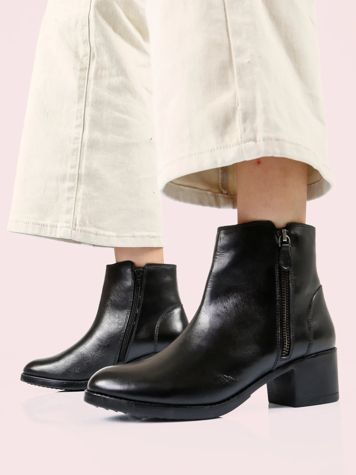 Nakoa Stivaletti donna in pelle con tacco largo - nero