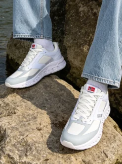 Norway Sneakers sportive da uomo con intersuola geometrica - bianco