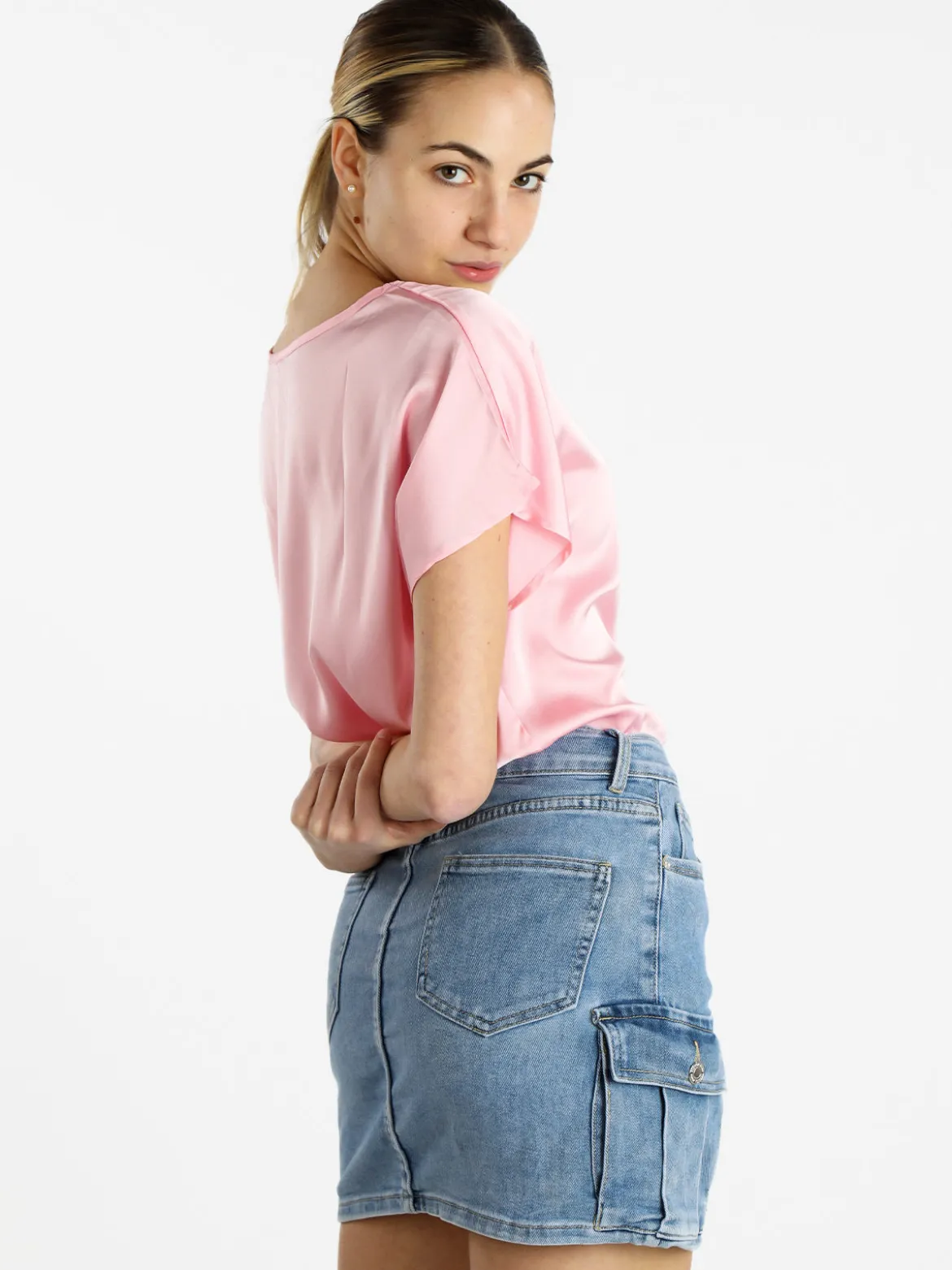 Solada Blusa donna a maniche corte effetto raso
