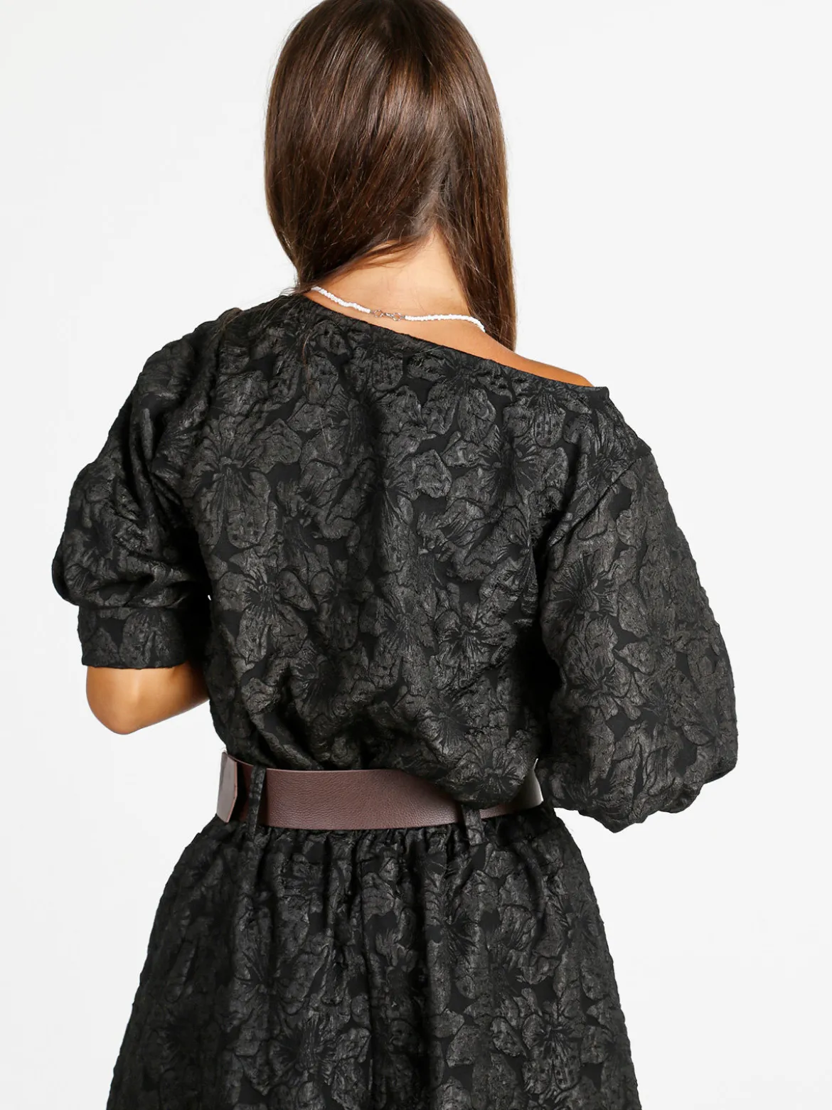 Solada Blusa donna con ricami e maniche corte a palloncino - nero