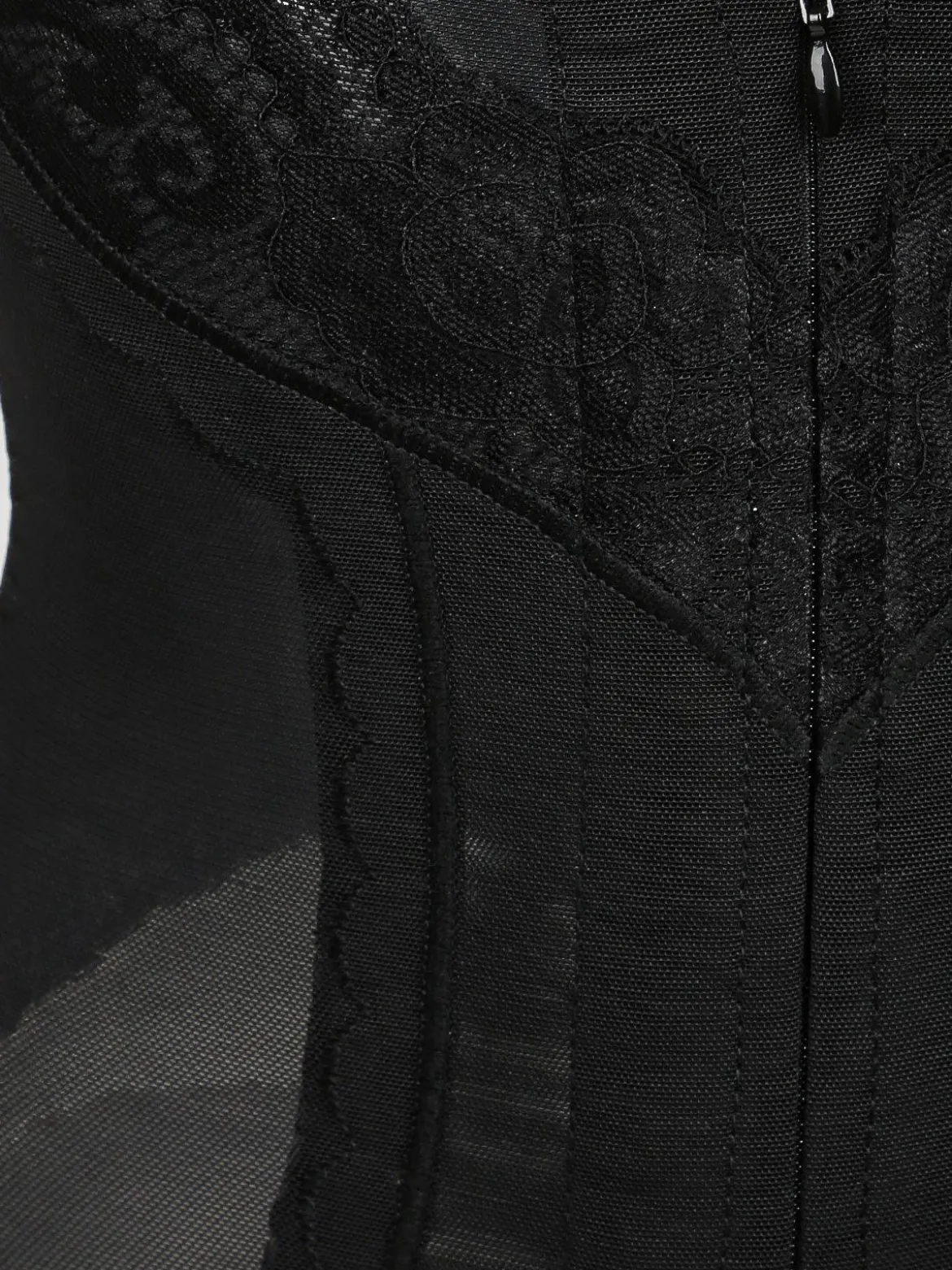 Solada Body modellante con pizzo
