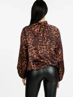 Solada Camicetta donna animalier accollata
