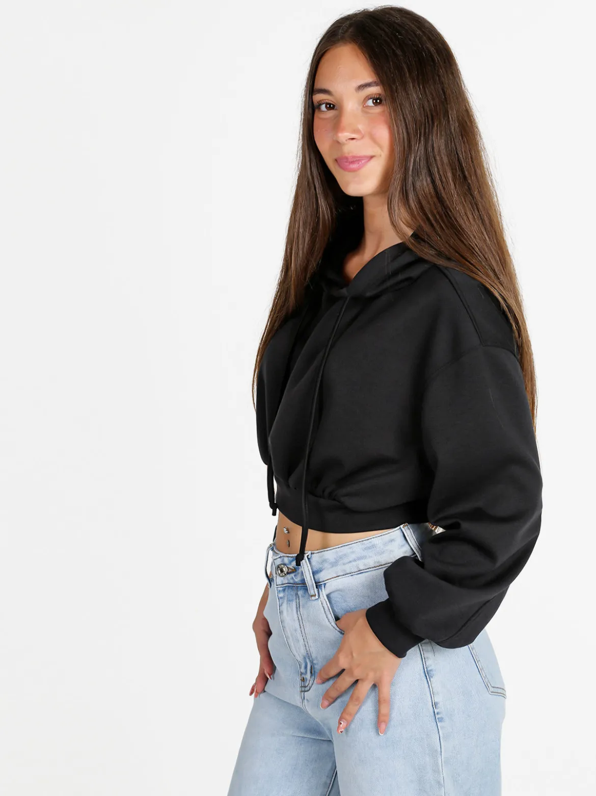 Solada Felpa donna cropped oversize con cappuccio - nero