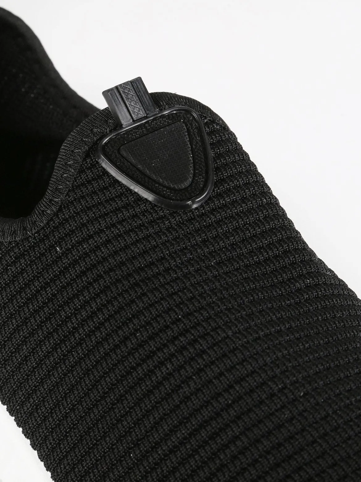 Solada Sneakers slip on nere