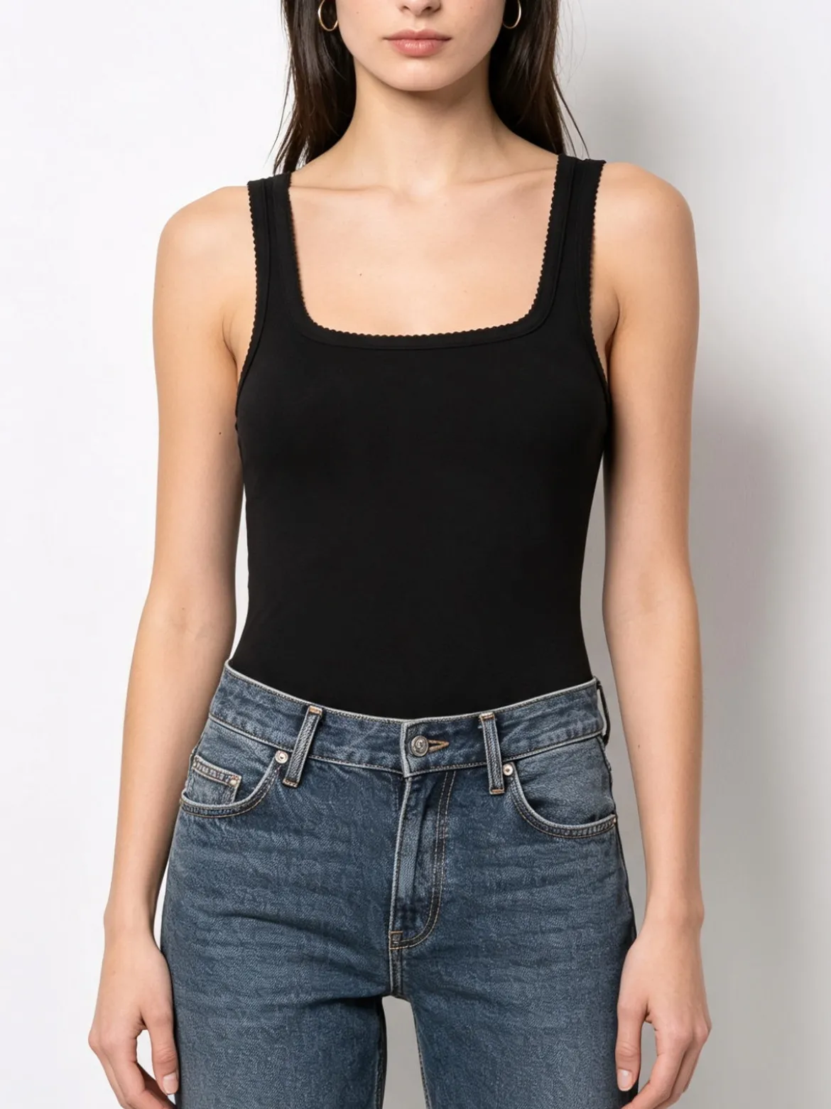 Solada Top donna in tinta unita con scollo quadrato - nero